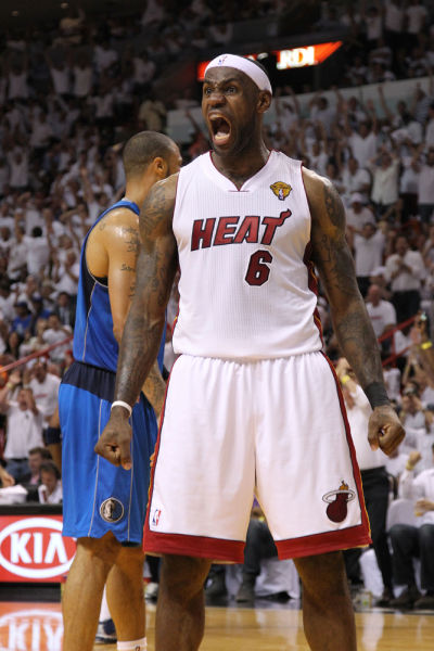 侧跨或小跳 侧跨或小跳